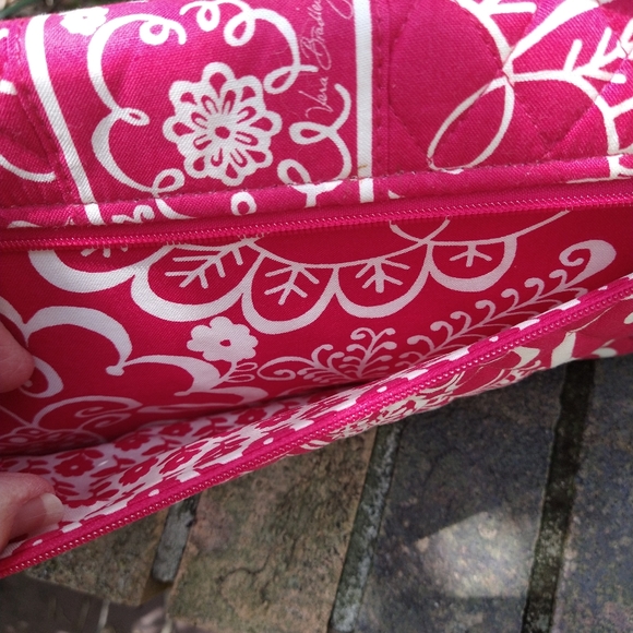 Vera Bradley clutch - Picture 4 of 6